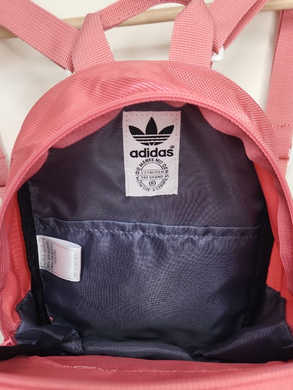 Adidas Originals Mini Backpack Pink NWT Trefoil Logo Compact Travel Bag - Picture 7 of 8